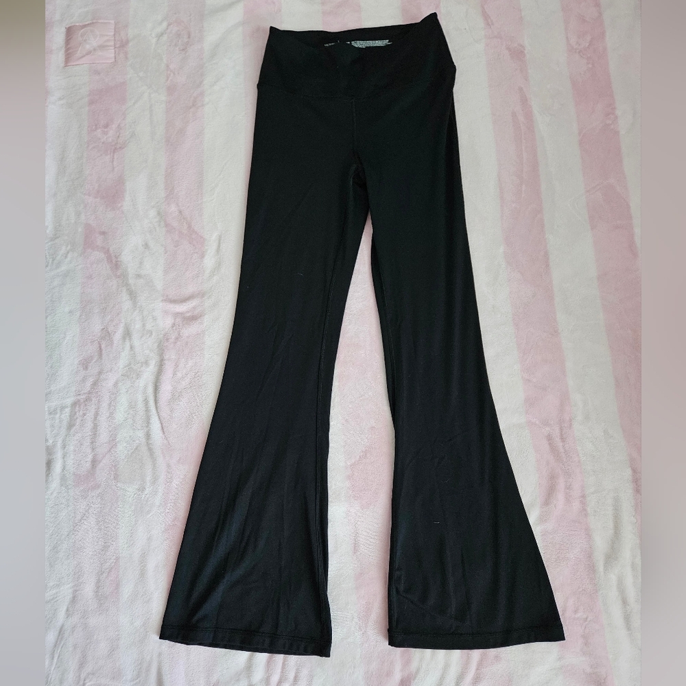 Victoria Secret black Flare leggings